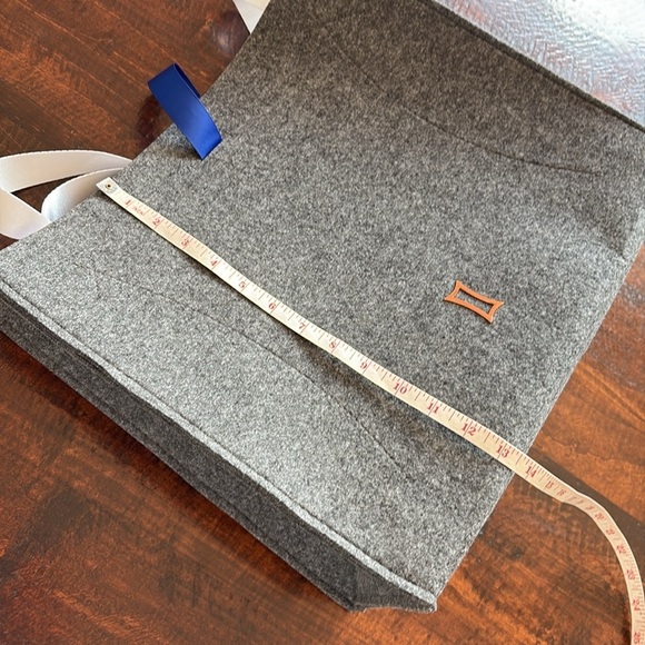 Kit and Ace Large Felt Shopper Tote Grey - Picture 11 of 13